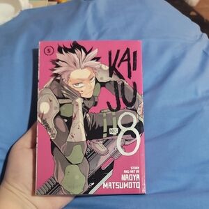 Kaiju No. 8 Manga Volume 5